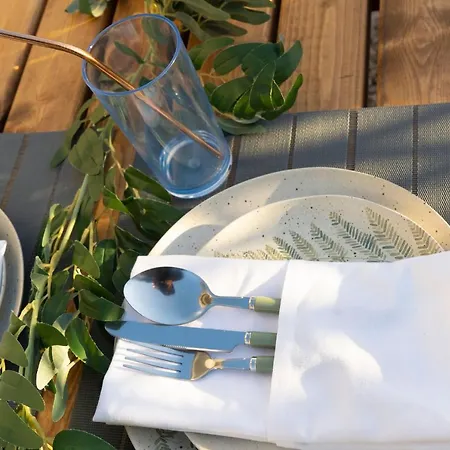 Hollicarrs - Bluebell *